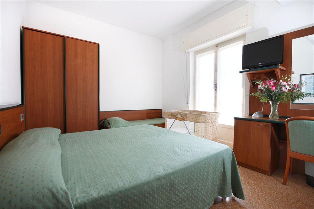 Albergo Adriana Celle Ligure Exterior foto