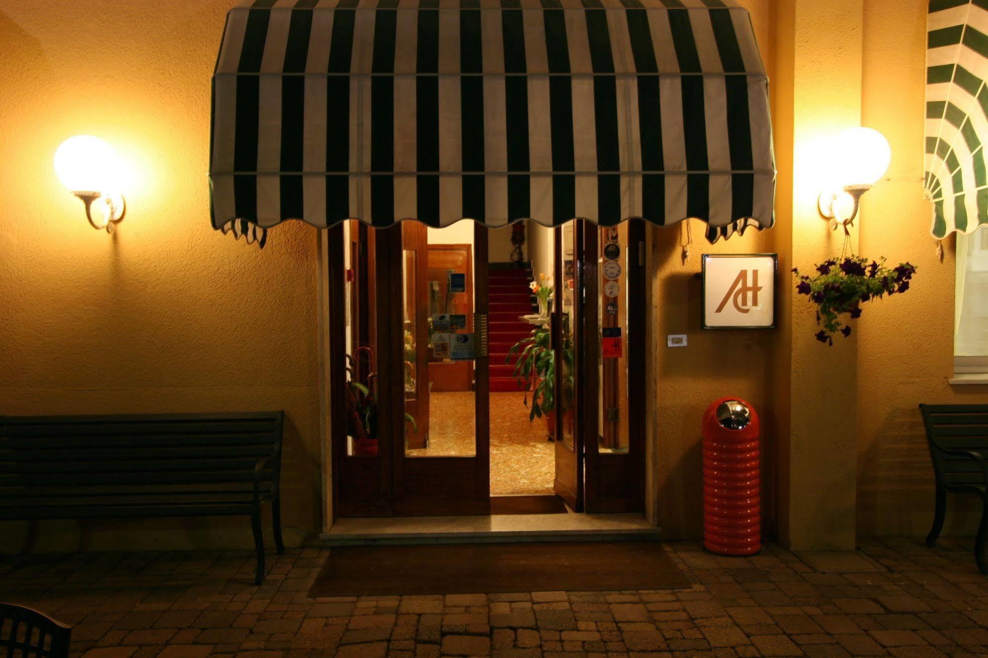 Albergo Adriana Celle Ligure Exterior foto
